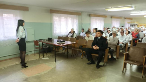 28 марта в Михайловском филиале состоялась встреча студентов с представителями отдела по контролю за оборотом наркотиков и подразделения по делам несовершеннолетних ОМВД 